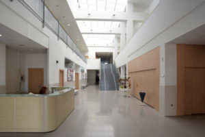 Hall edificio tecnológico Fuenllana